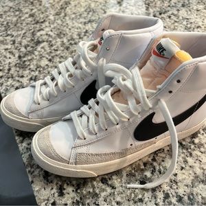 Nike blazers mid 77